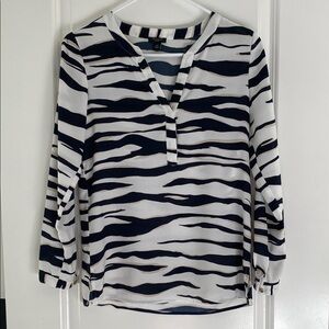 Stylish Black and White Zebra Print Women's Top